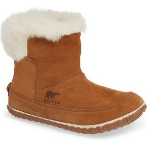 Sorel Out N About Waterproof Bootie (Elk/Natural)